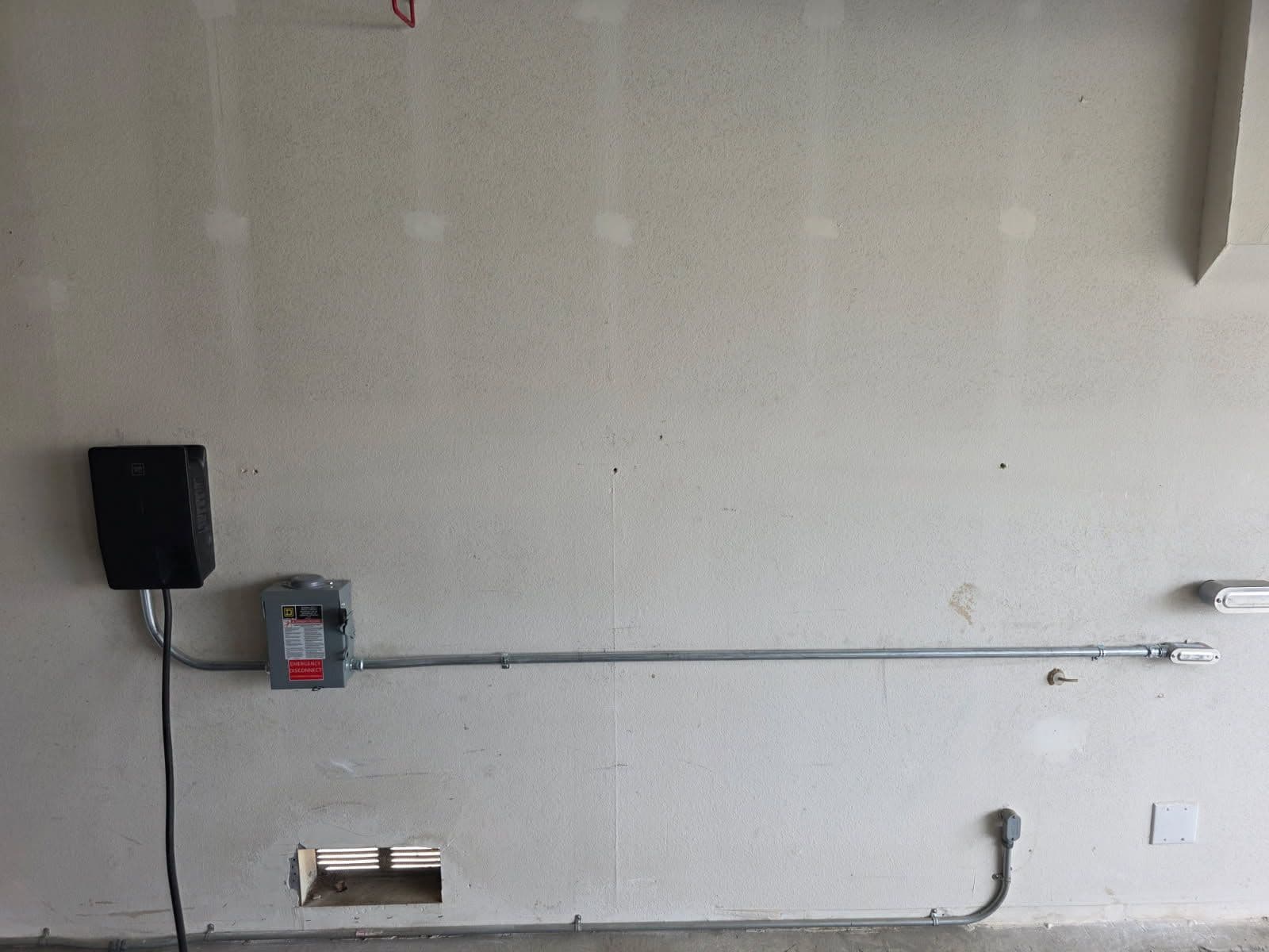 Gallery photos for Seamless EV Charger Installation for Modern Garages: Image #2