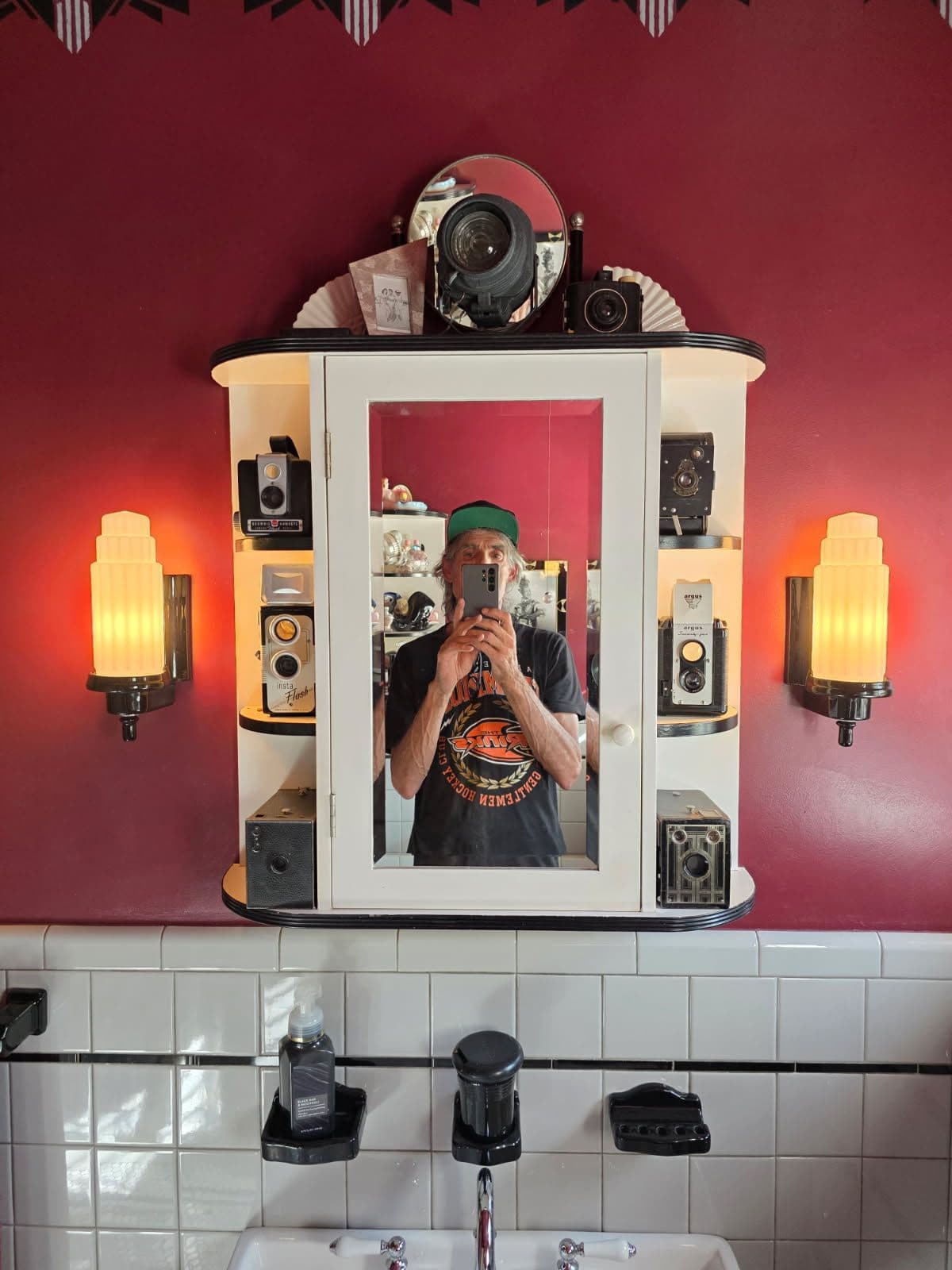 Gallery photos for Reviving Vintage Charm with Classic Wall Sconces: Image #1